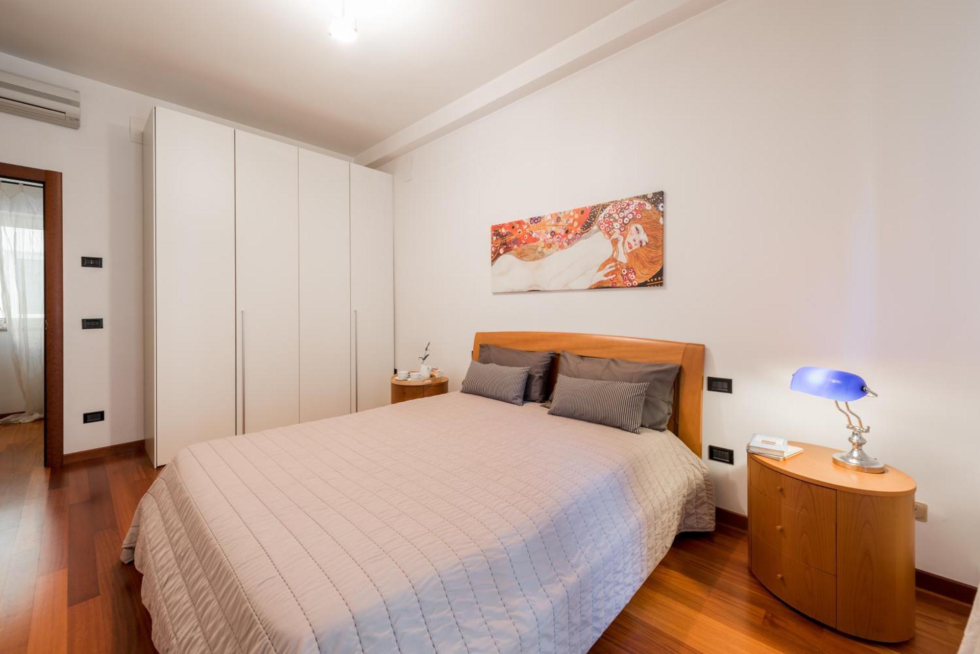 Suite Amendola-Luxury Apartment Бари Экстерьер фото